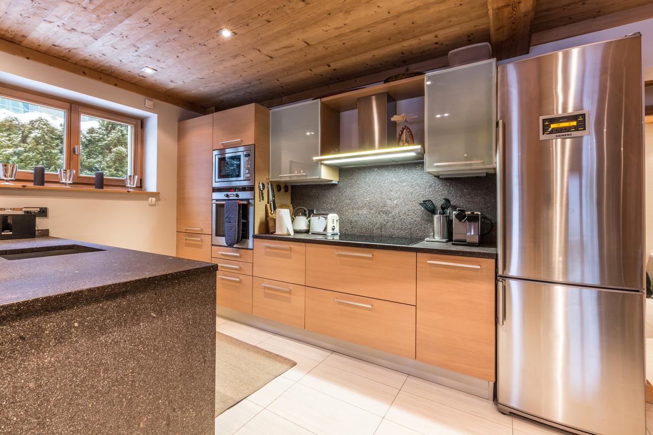 Apartment Au Bon Coin - Luxury Hidden Haven, Mont Blanc View, Hot Tub And Garden