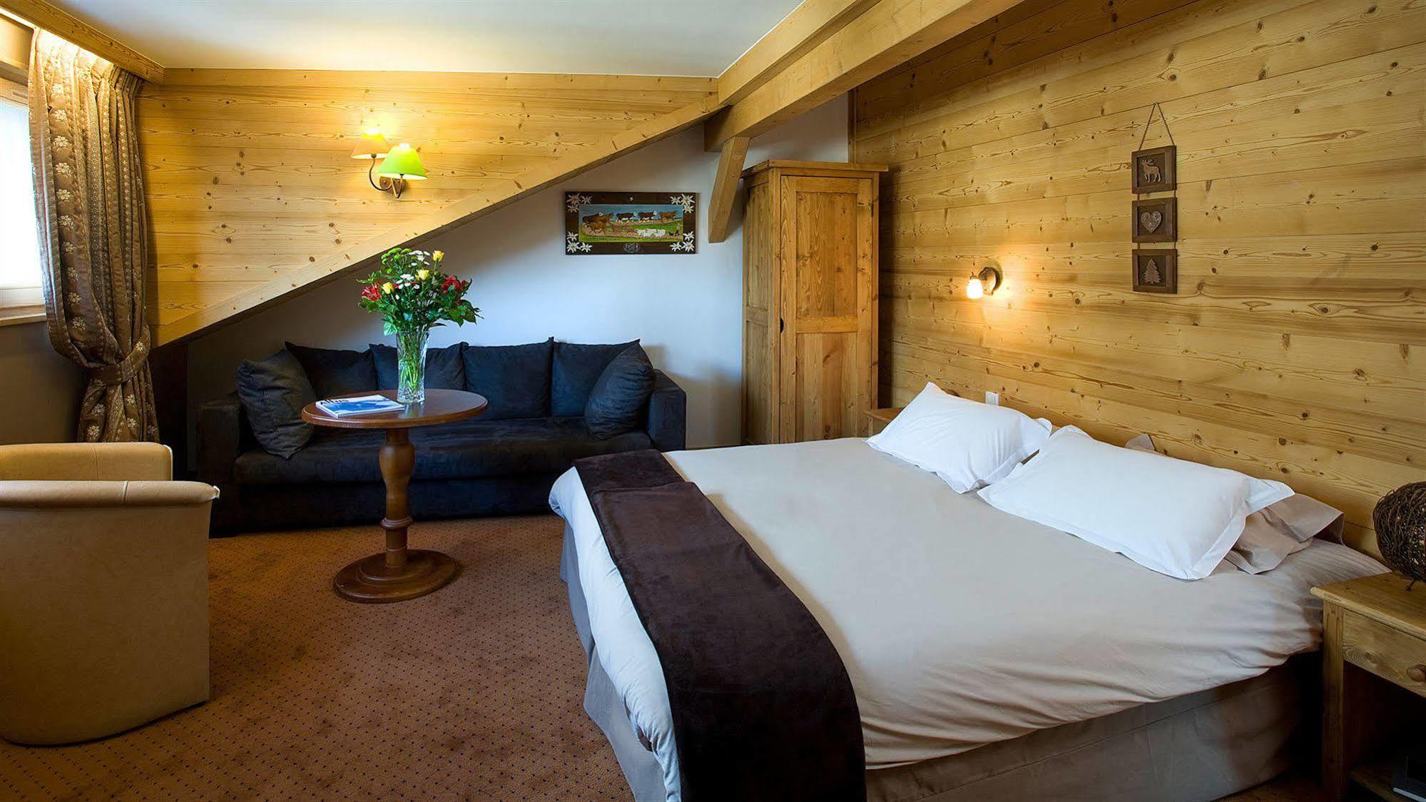 Hotel Lyret 3*