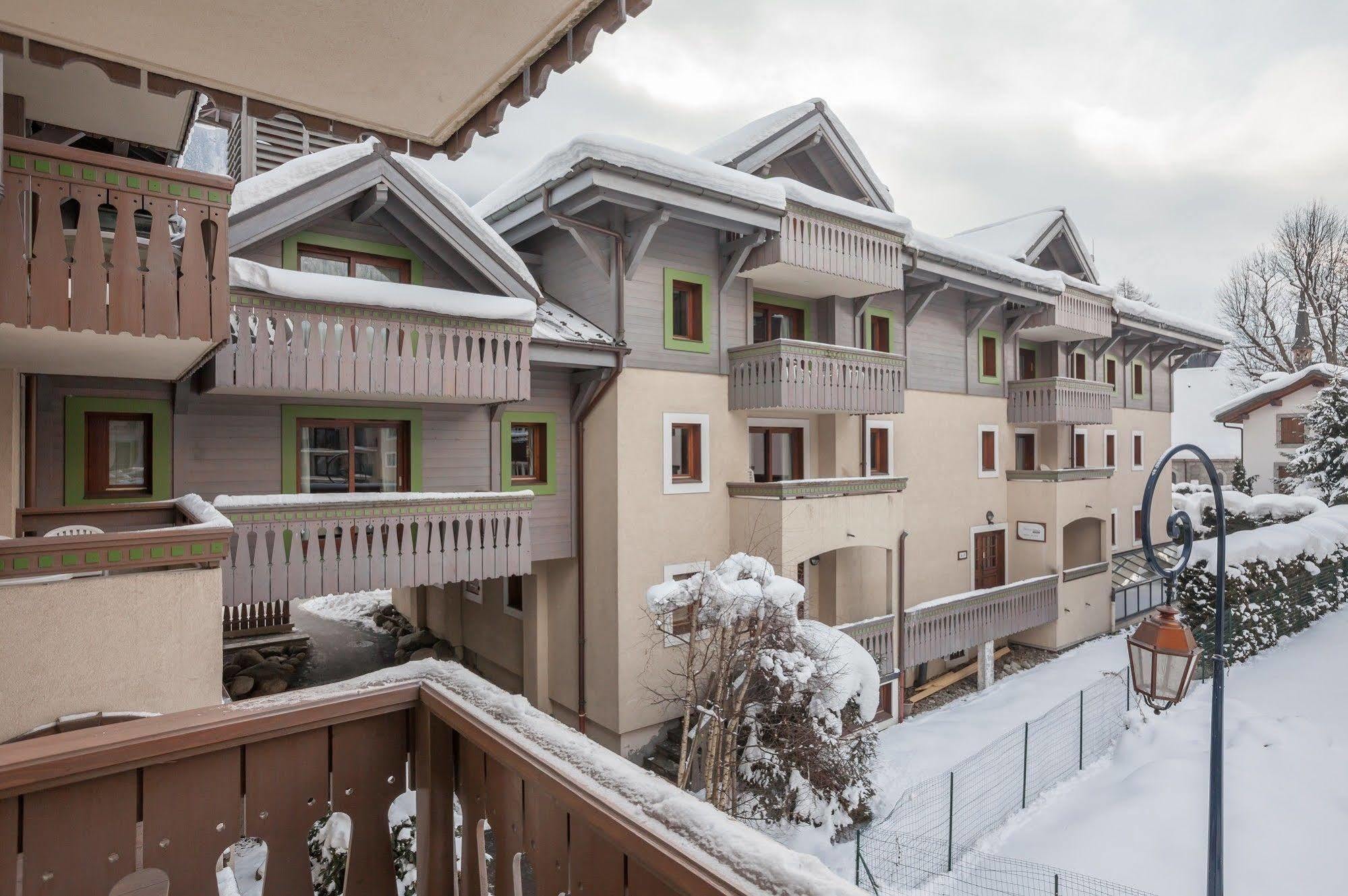 Pierre & Premium La Ginabelle Aparthotel 4*
