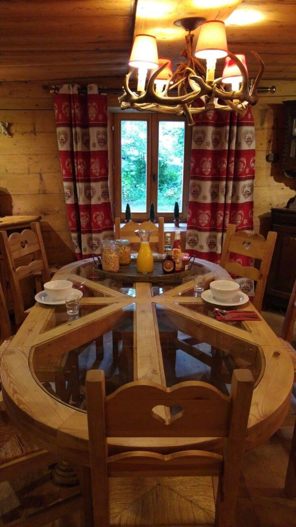 Pele - Alpes Travel - - Sleeps 11 *