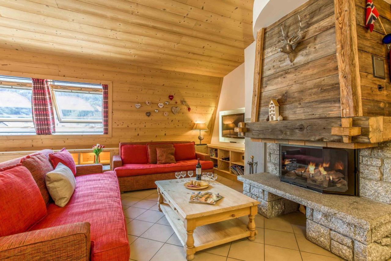Apartment Le Paradis 18 & 18b Appts - Year Chamonix