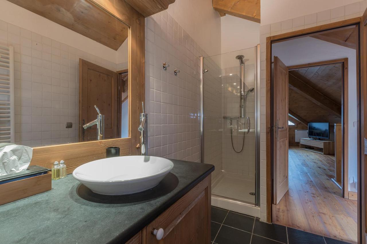 Vallet 12 - Alpes Travel - Central - Sleeps 8 *