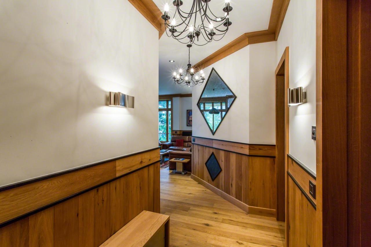 Majestic Apartment *