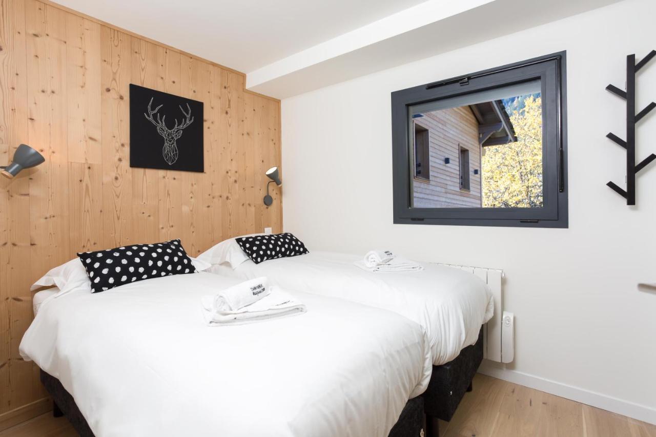 La Cordee 504 - Year * Chamonix