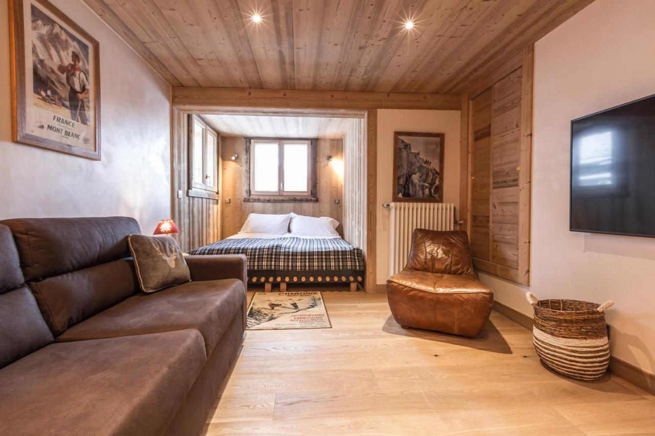Yolo - Retreat In Steam * Chamonix