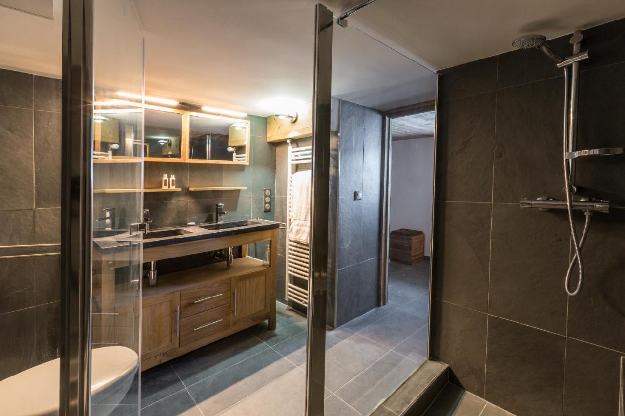 Yolo - Retreat In Steam Chamonix