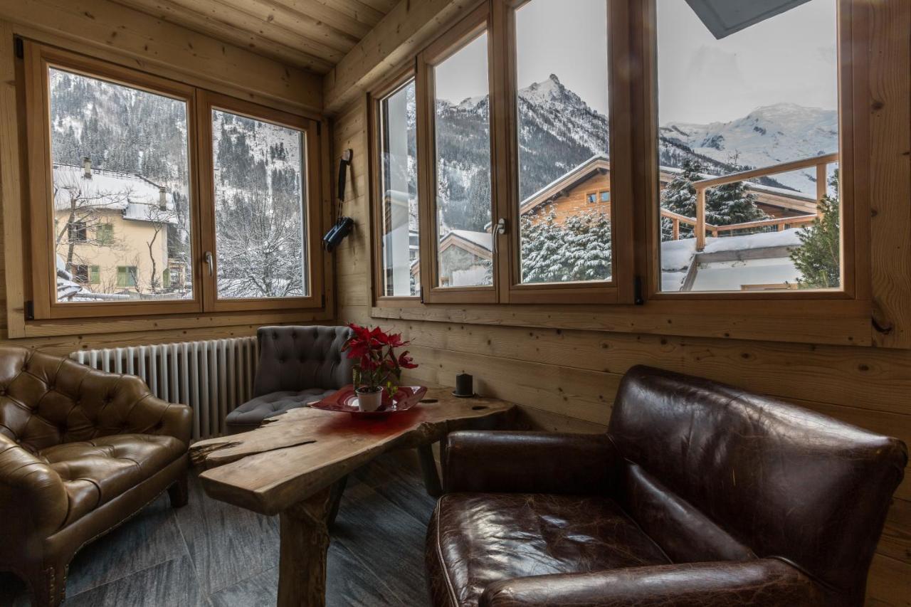 Yolo - Retreat In Steam Chalet