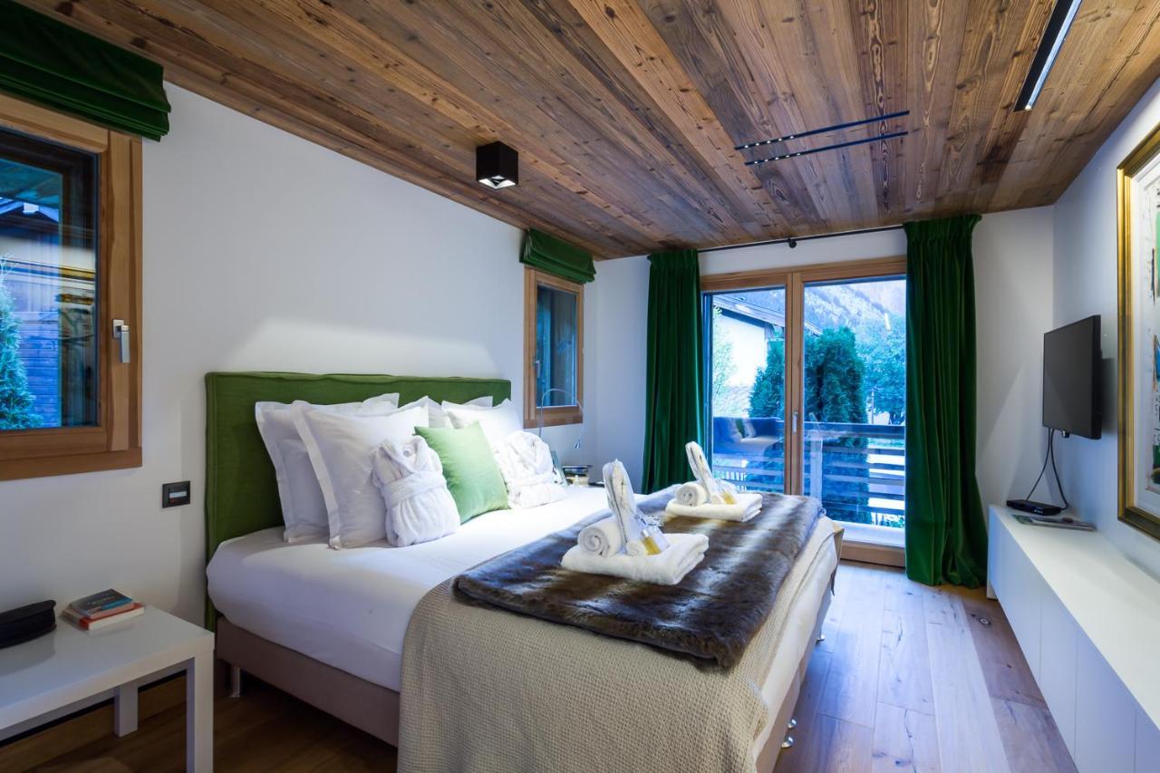 Chalet Granite