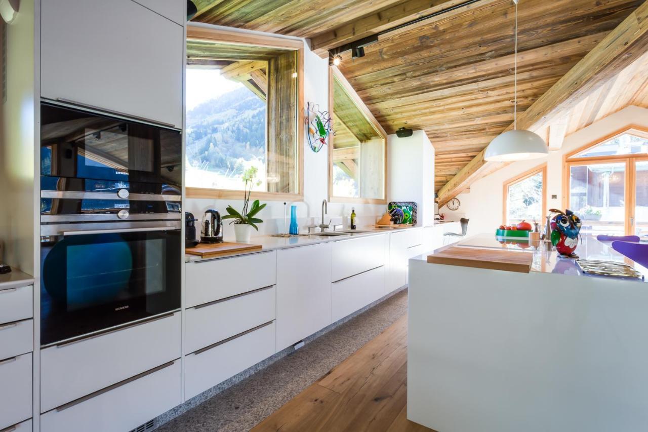 Chalet Granite *