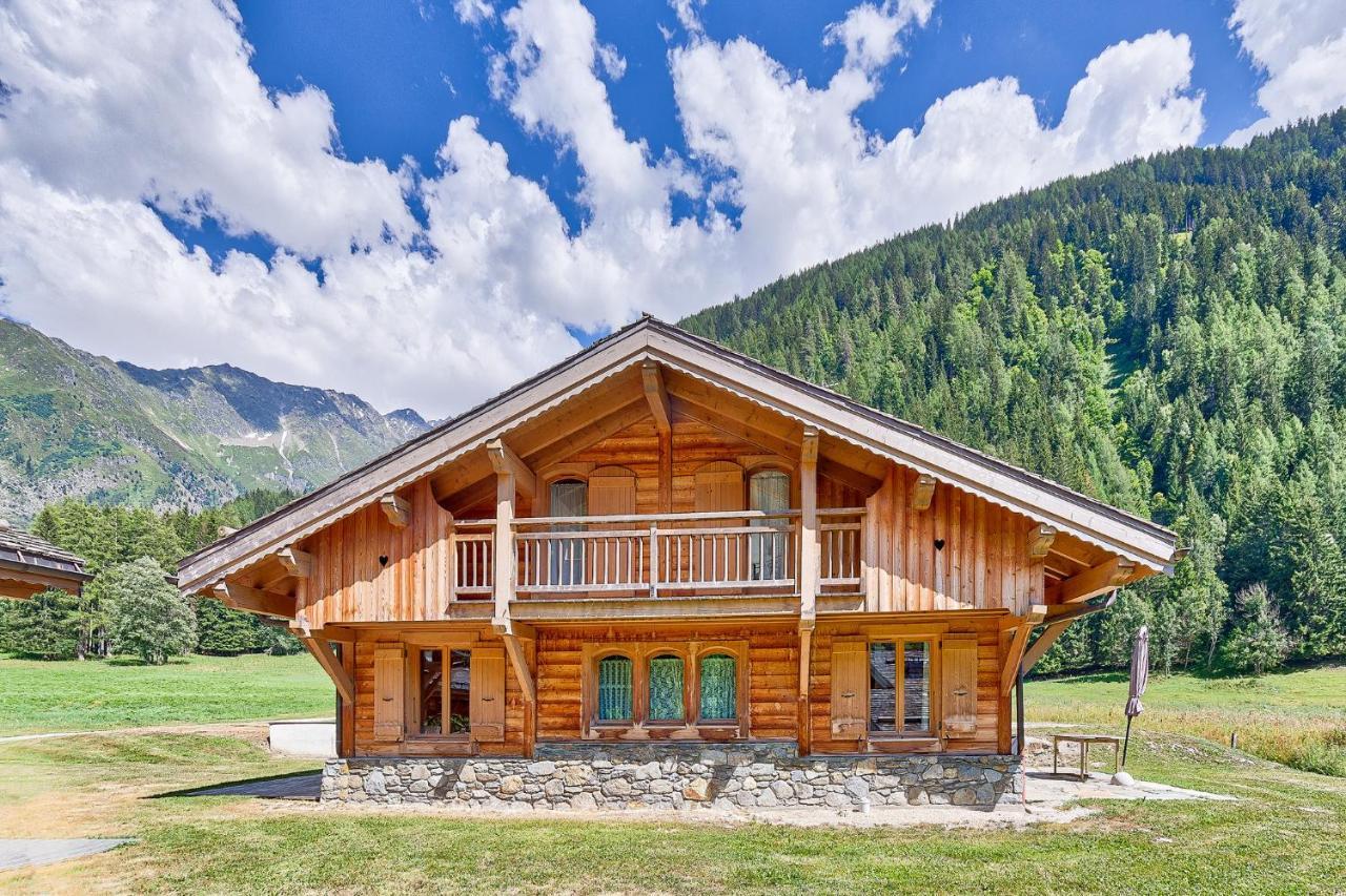 Coralie Chalet *