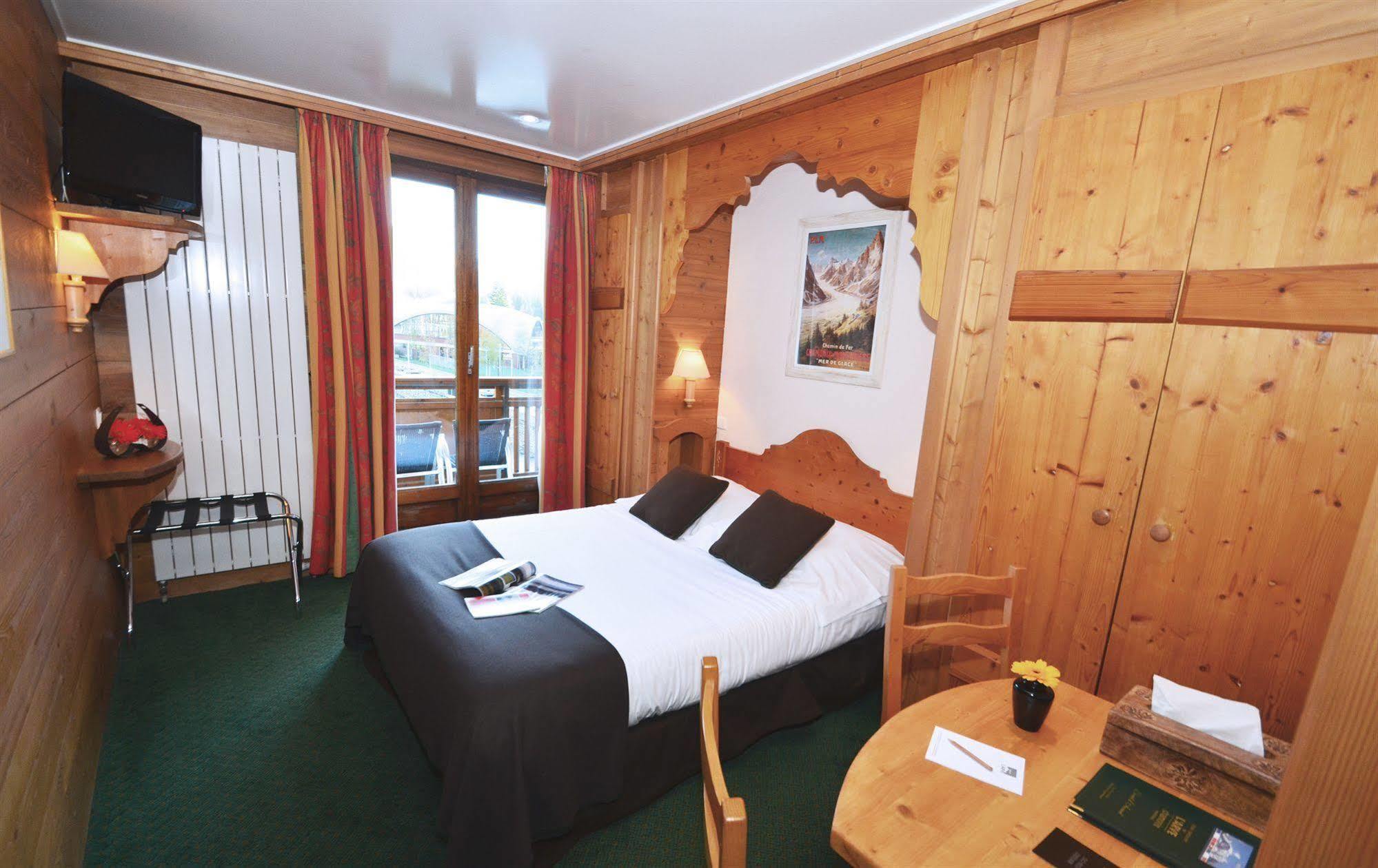Hotel De L'arve By Happyculture
