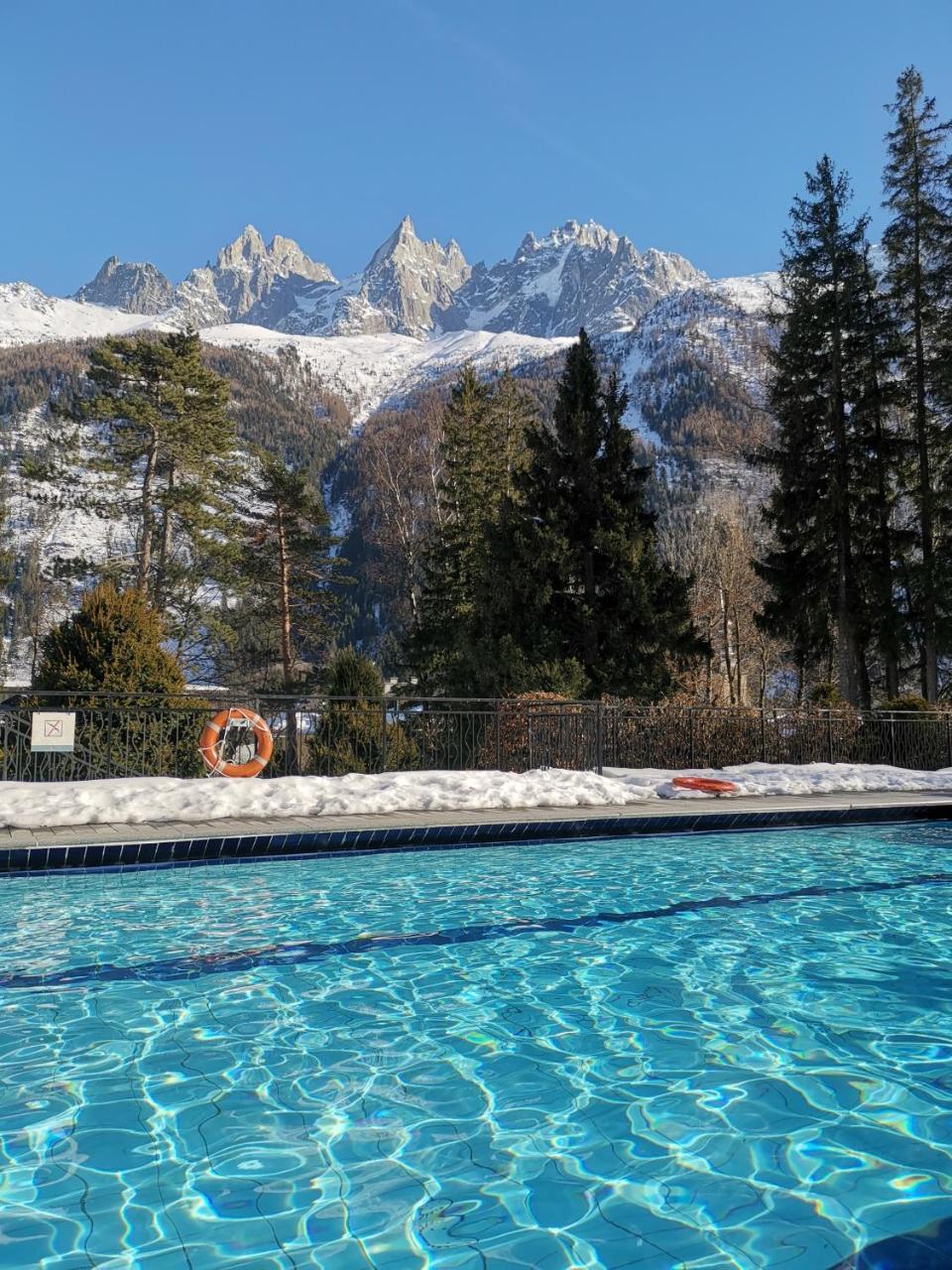 La Folie Douce Hotel *