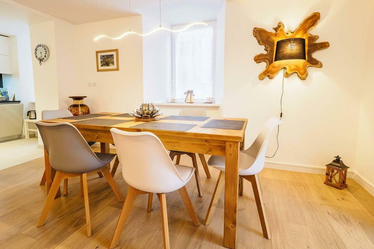 Clos Des Roches - Les Praz - Sleeps 4 *