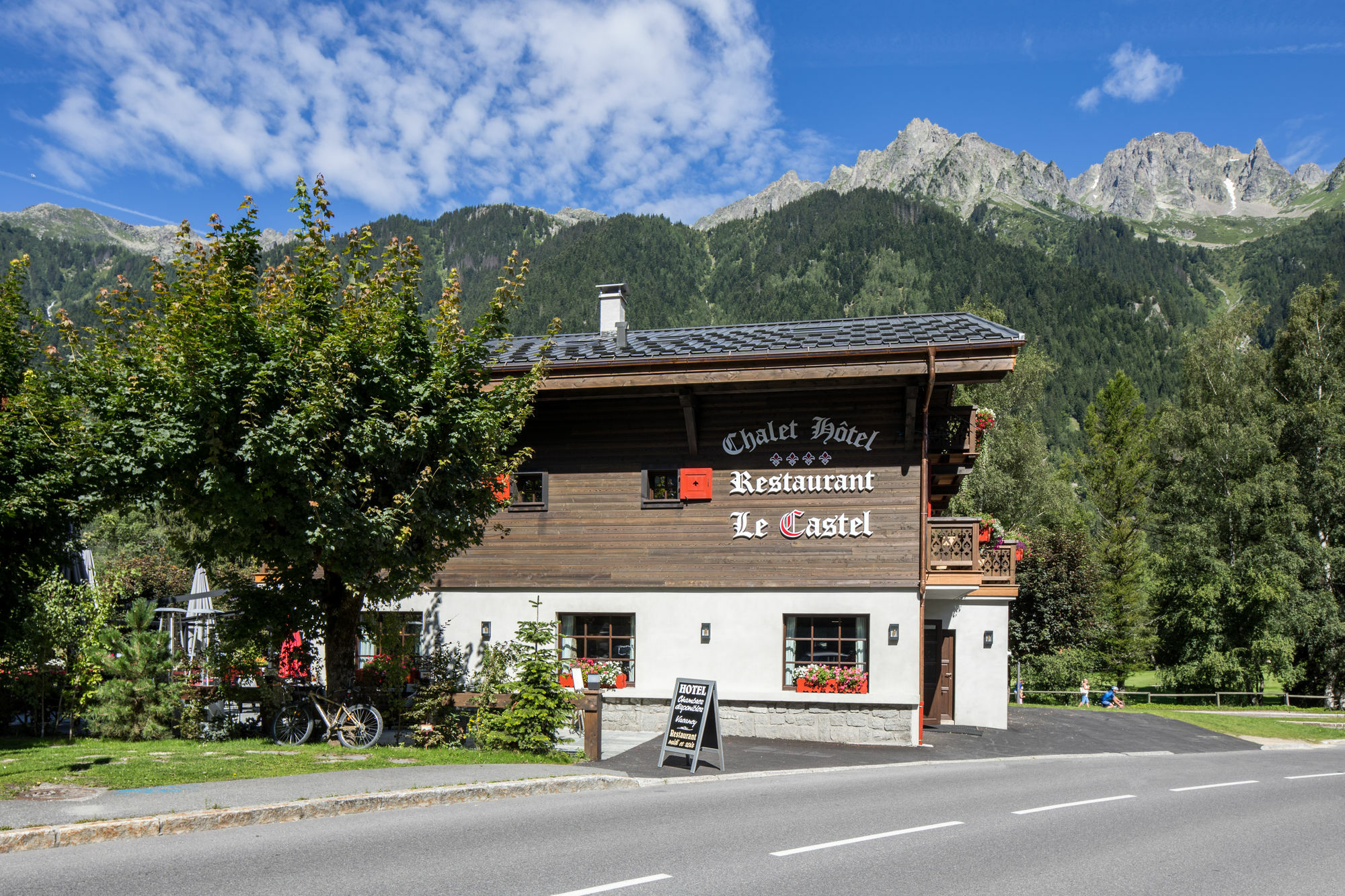 Hotel Le Castel 3*