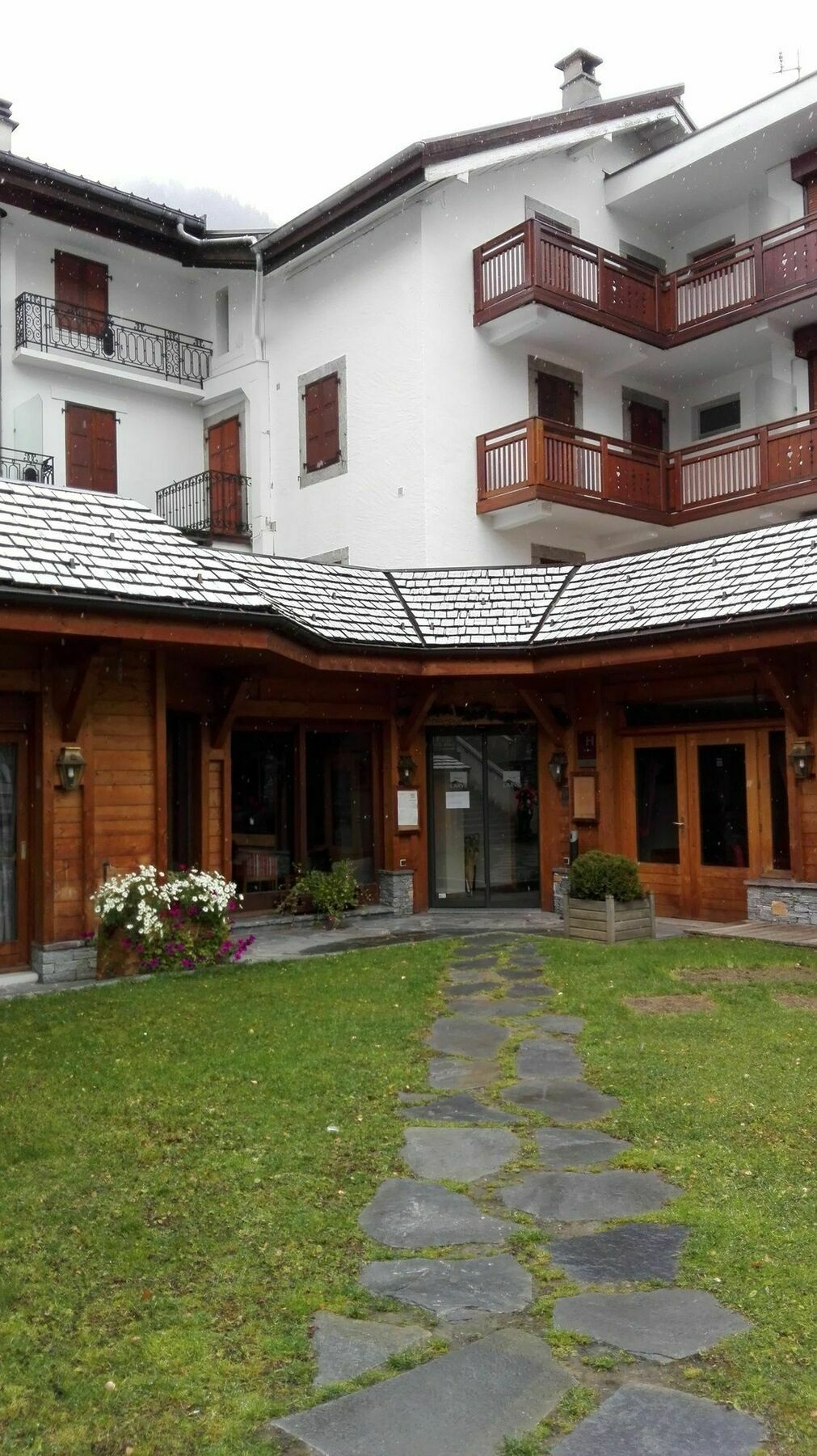 De L'arve By Happyculture Hotel