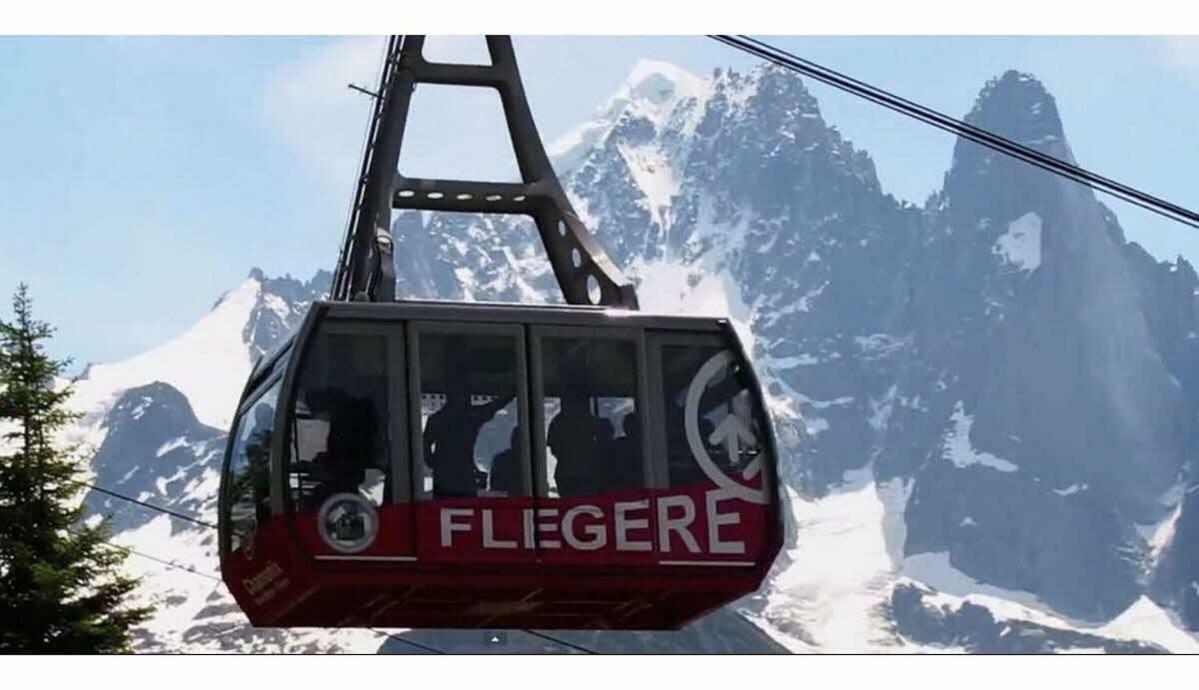 Eden Hotel, And Les Praz