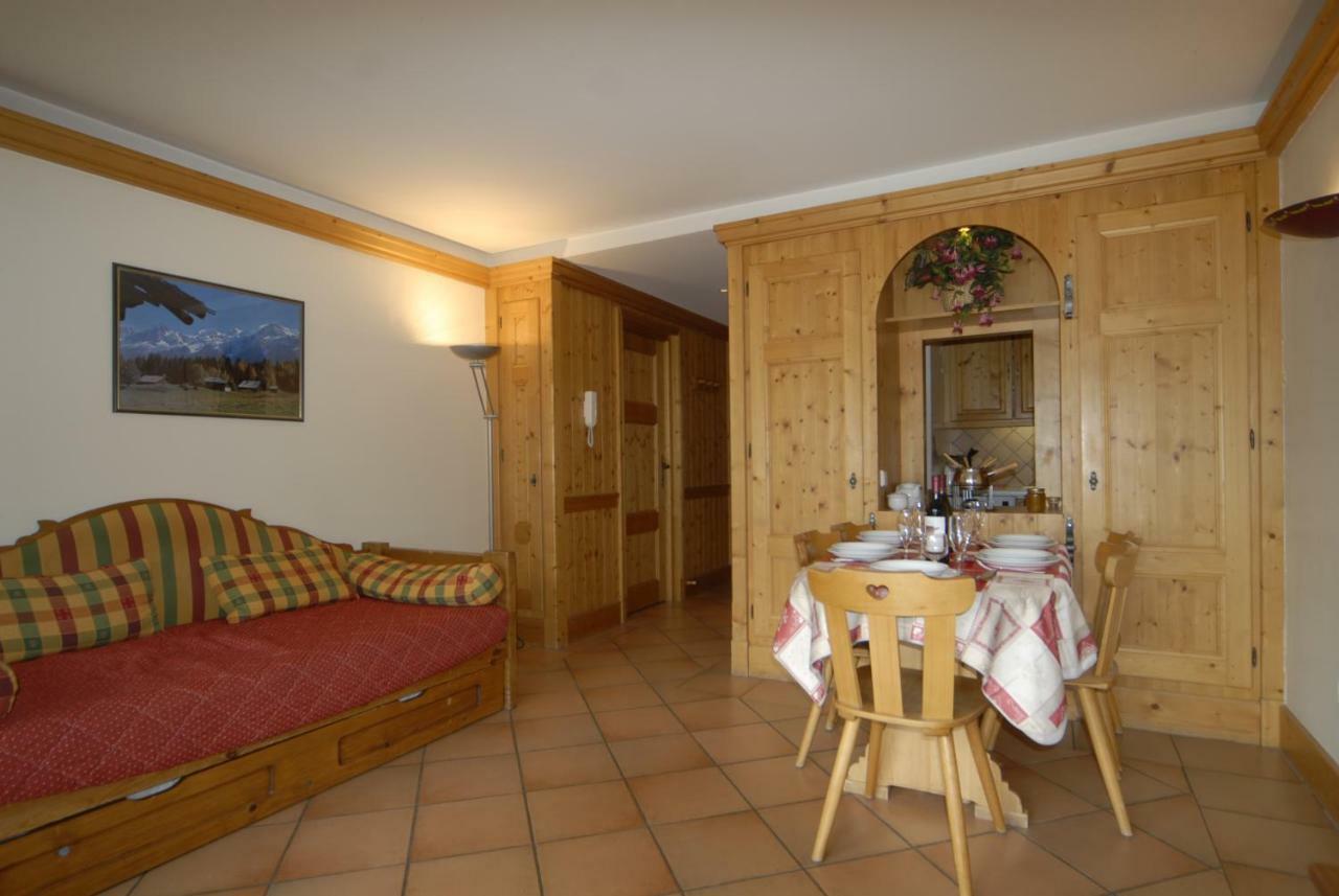 Front Slope Apartment