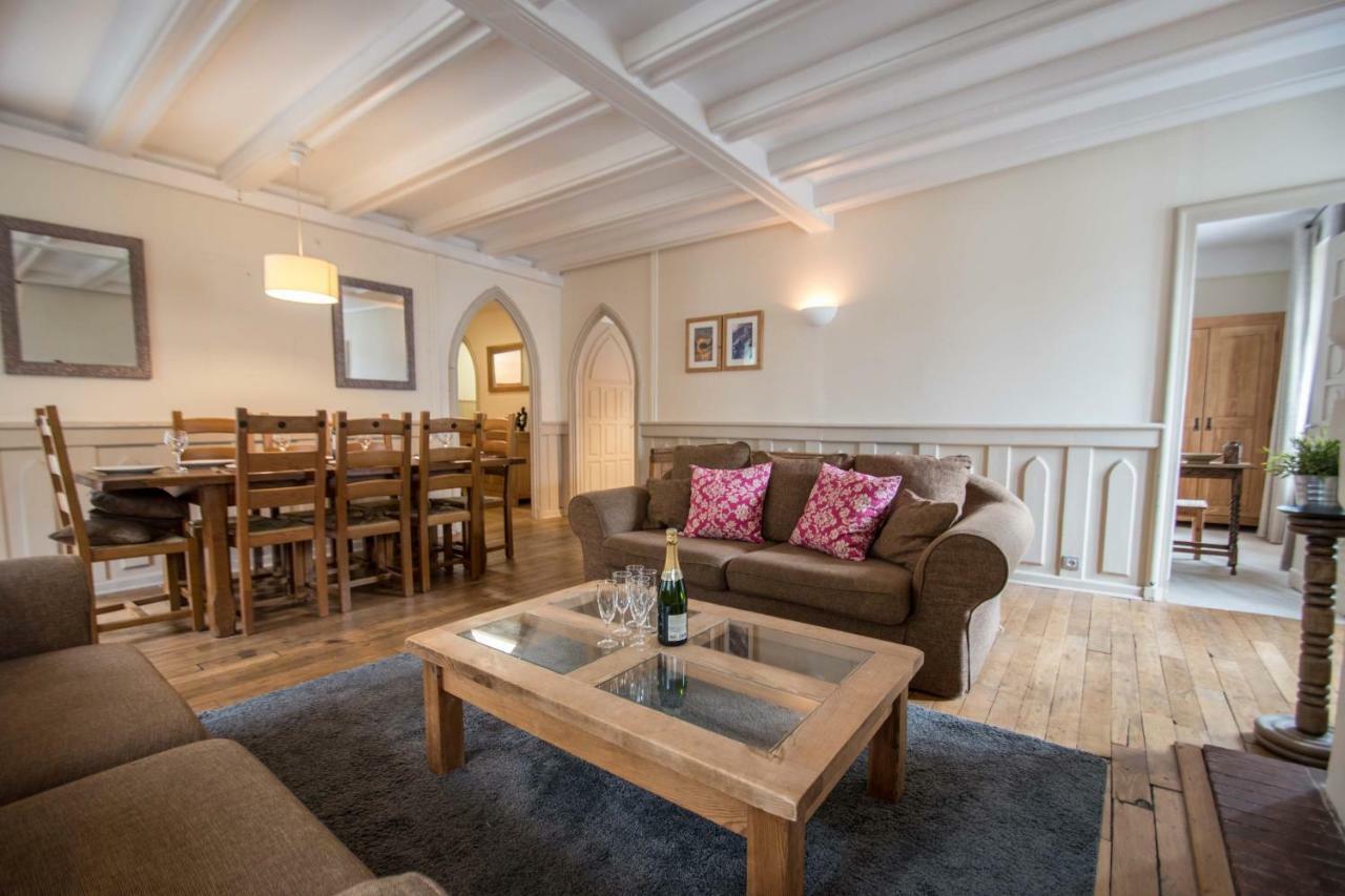 Apartment Lutetia - Year *
