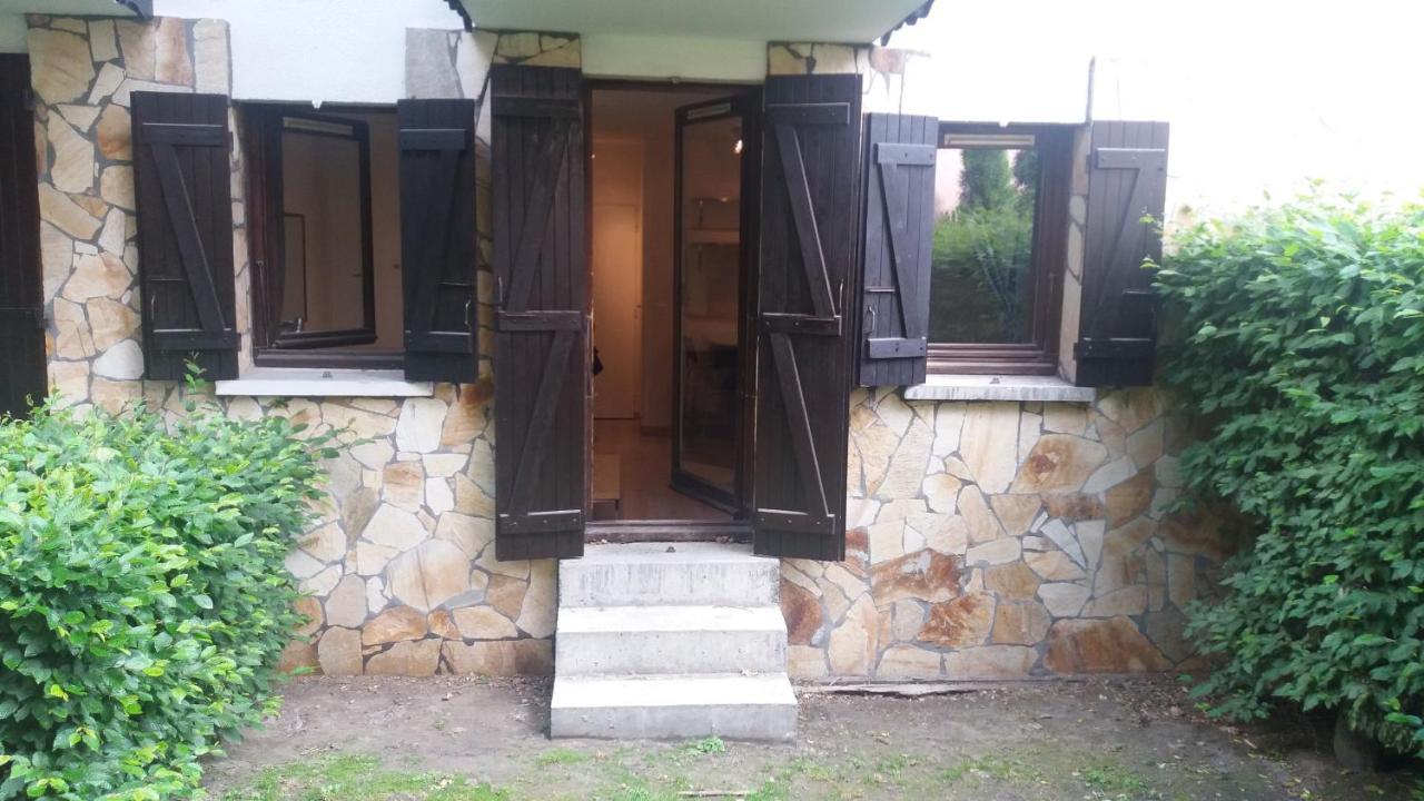 Aoste Apartment *