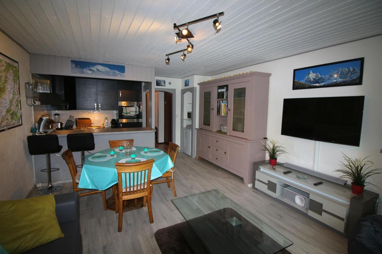 Apartment Centre, 51m2, Vue Mt Blanc, 2 A 6 Pers, 2 Balcons Chamonix