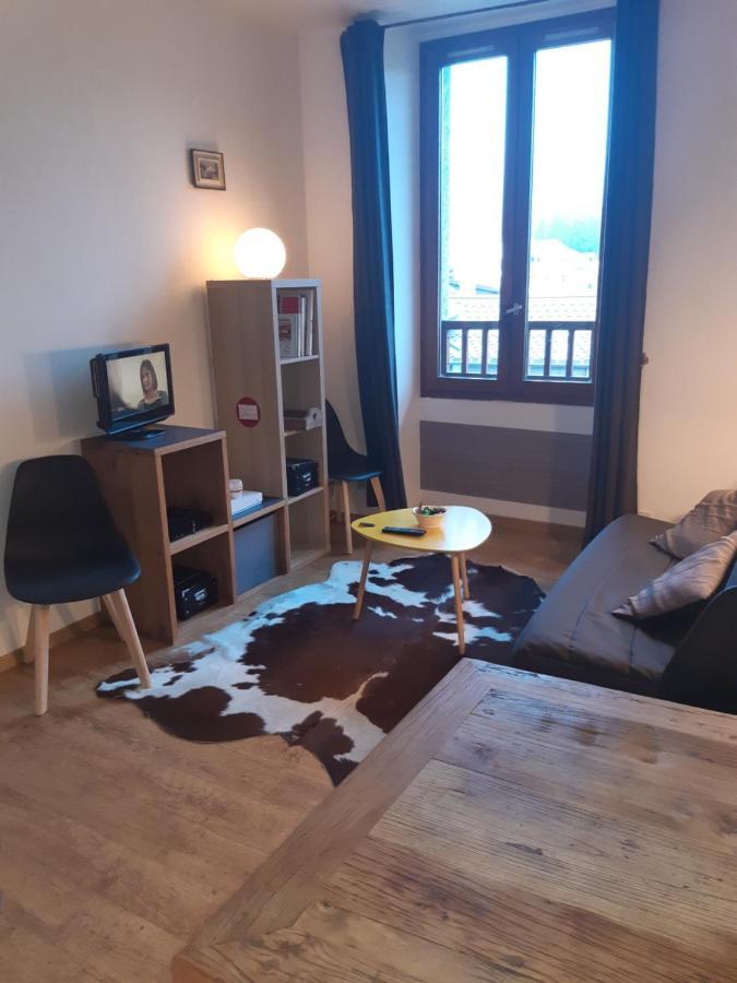 Le Carlton Apartment