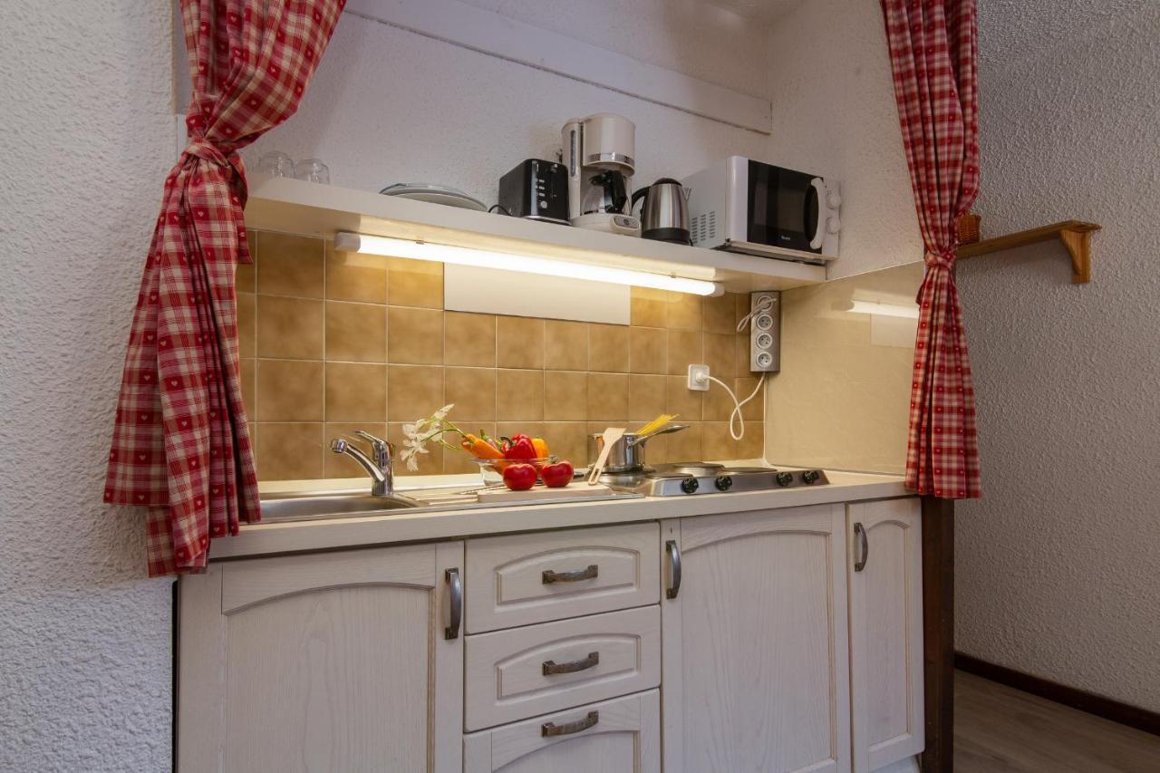 Lachenal C103 - Happy Apartment *