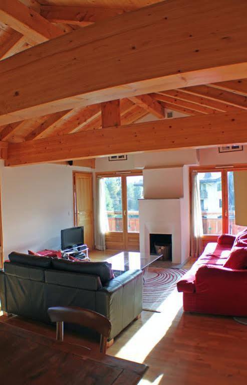 Capucin - A 3 Bedroom Mountain Loft * Chamonix