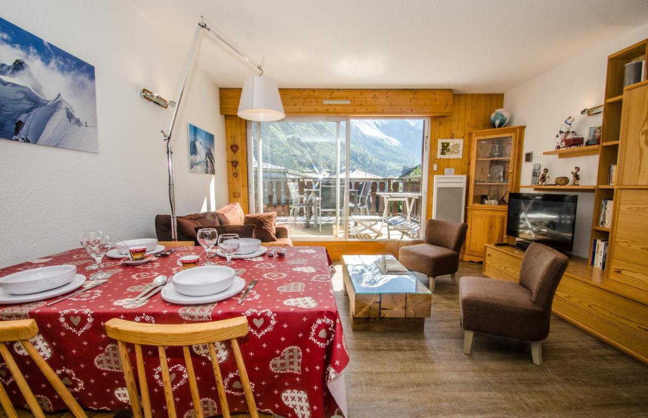 Clos Du Savoy Apartment *