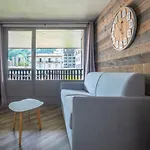 Apt Or Chalet Near The Slopes Chamonix Mont Blanc