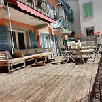 Chamonix Hyper Centre . Terrasse Vue Mont Blanc . Parking