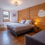 Loft-Chalet With Exterior And View In Chamonix