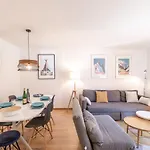 Appartement Avec Terrasse A Chamonix, Parking Et Wifi - Fr-1-343-230