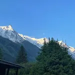 Chalet Mitoyen pour 8 avec BALCON et JARDIN