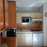 Deux Pieces Calme Proche Centre Chamonix, Garage, Casier A Ski, 4 Pers. - Fr-1-517-61