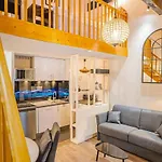 Chamour - A Duplex Apartment With Mont-Blanc View