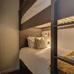 White Pearl A05 Modern Apartment Chamonix Alpes Travel Sleeps 4 To 6