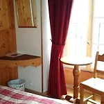Hotel Vallee Blanche