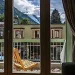 Bois Des Fees - Newly Renovated Central Chamonix Apartment