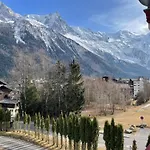 Chalet Hotel La Sapiniere