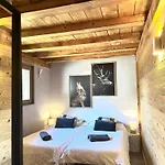 Chalet le petit Nicolas, jacuzzi, vue Mont Blanc
