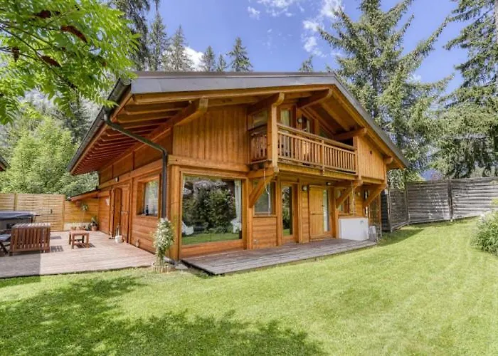 Chalet Hideaway 1