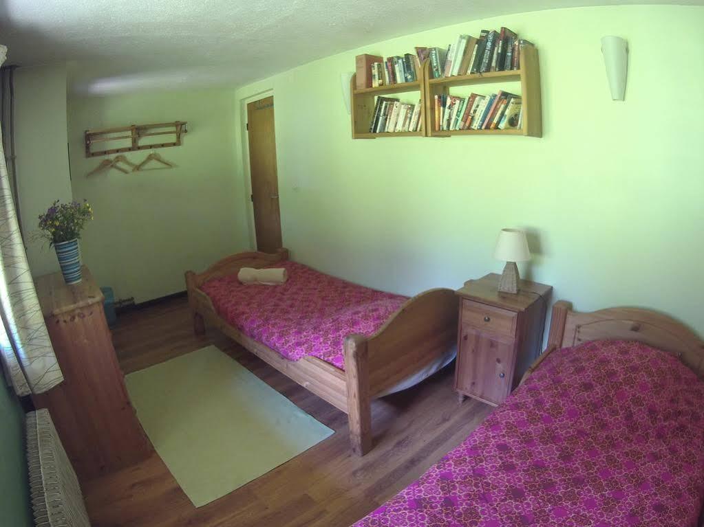 Les Frenes Bed & Breakfast *