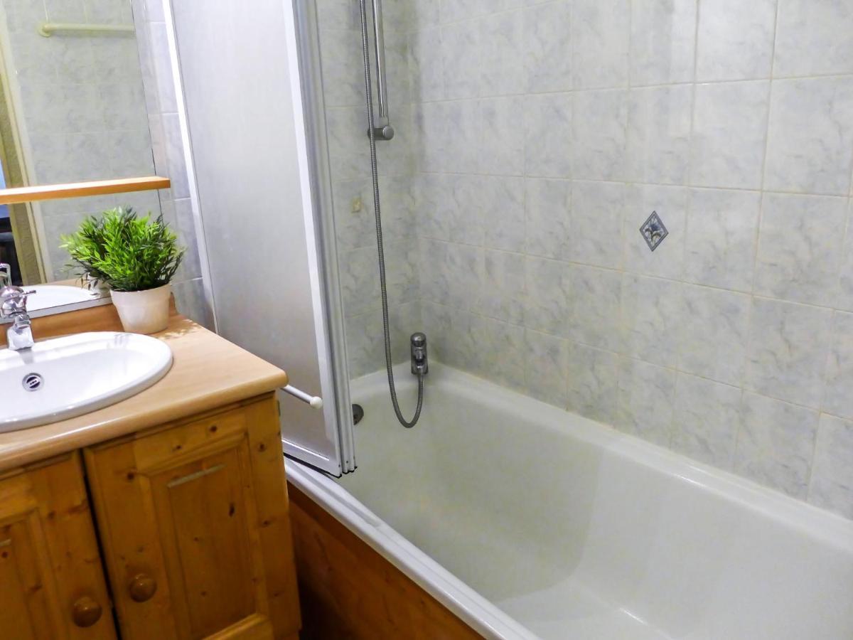 Jonquilles-14 By Interhome *