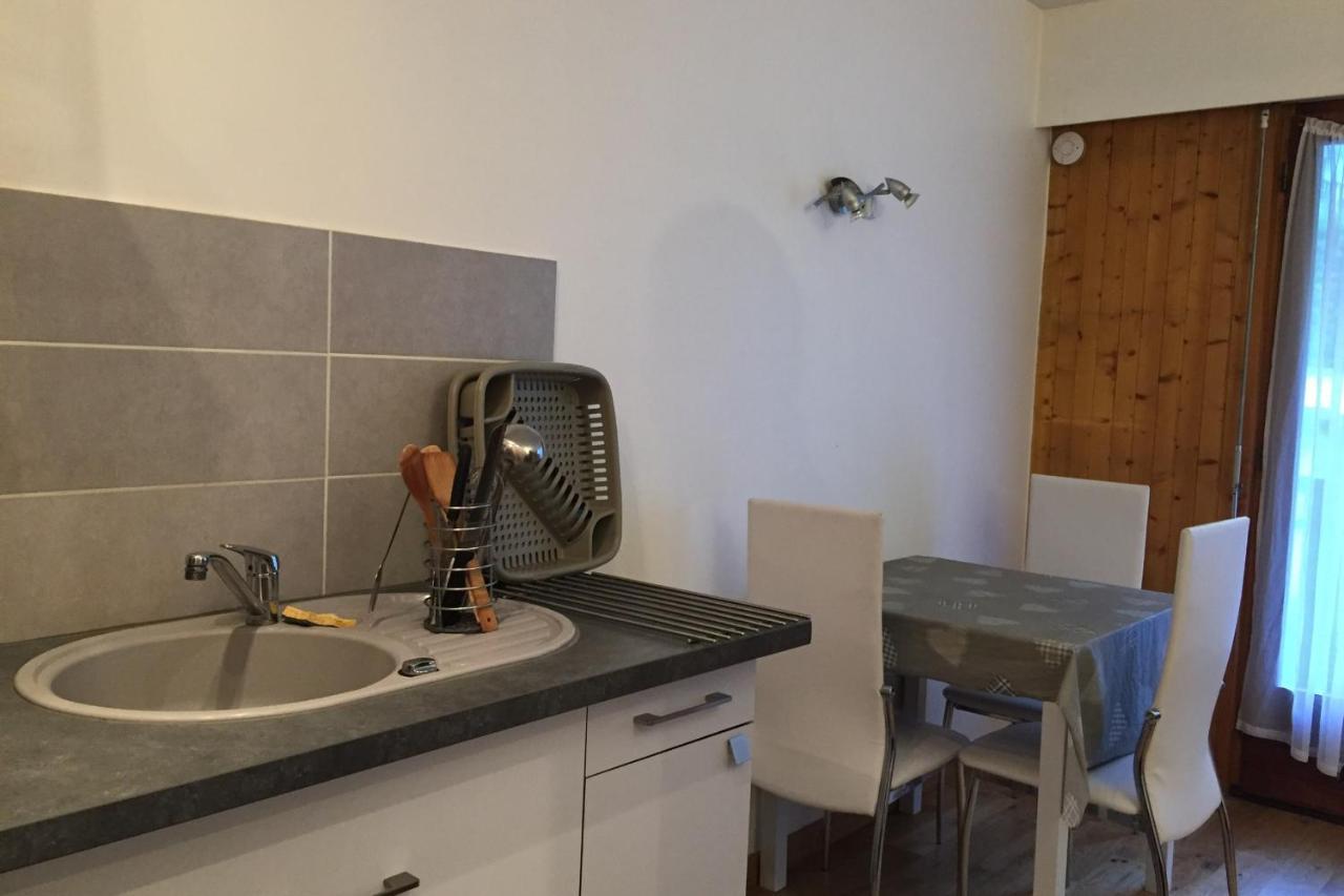 Studio With Balcony In Appartement *