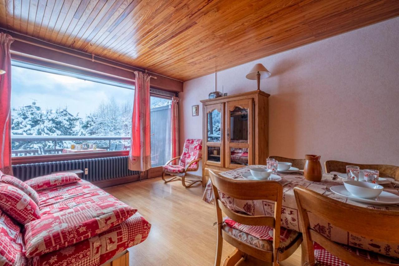With Balcony Close To The Slopes * Chamonix