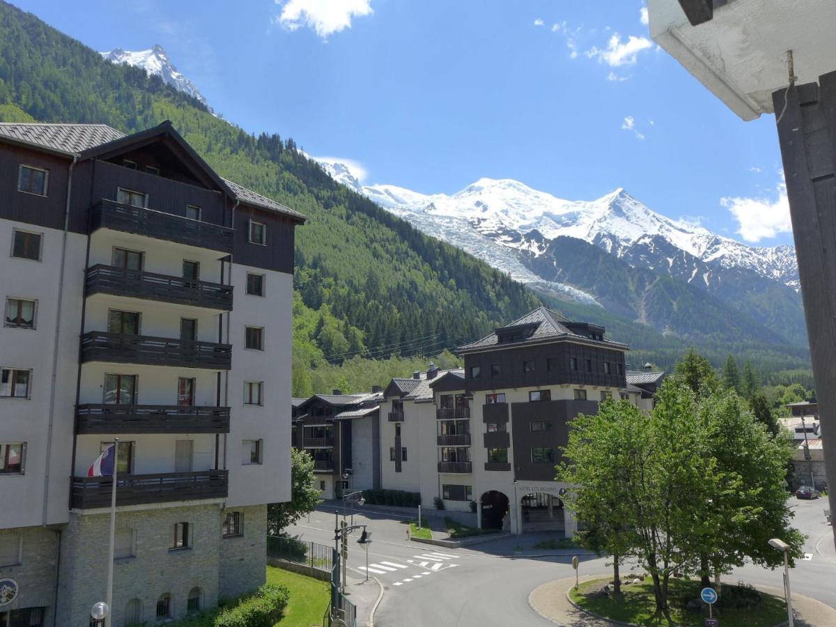 Le Chamois Blanc-8 By Interhome *