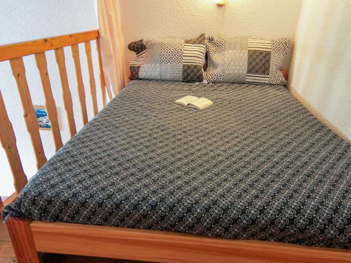 Les Evettes Apartment *