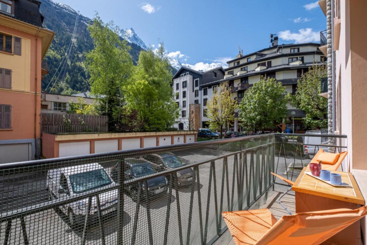 Apartment Cosy 40m With Balcony In The Heart Of