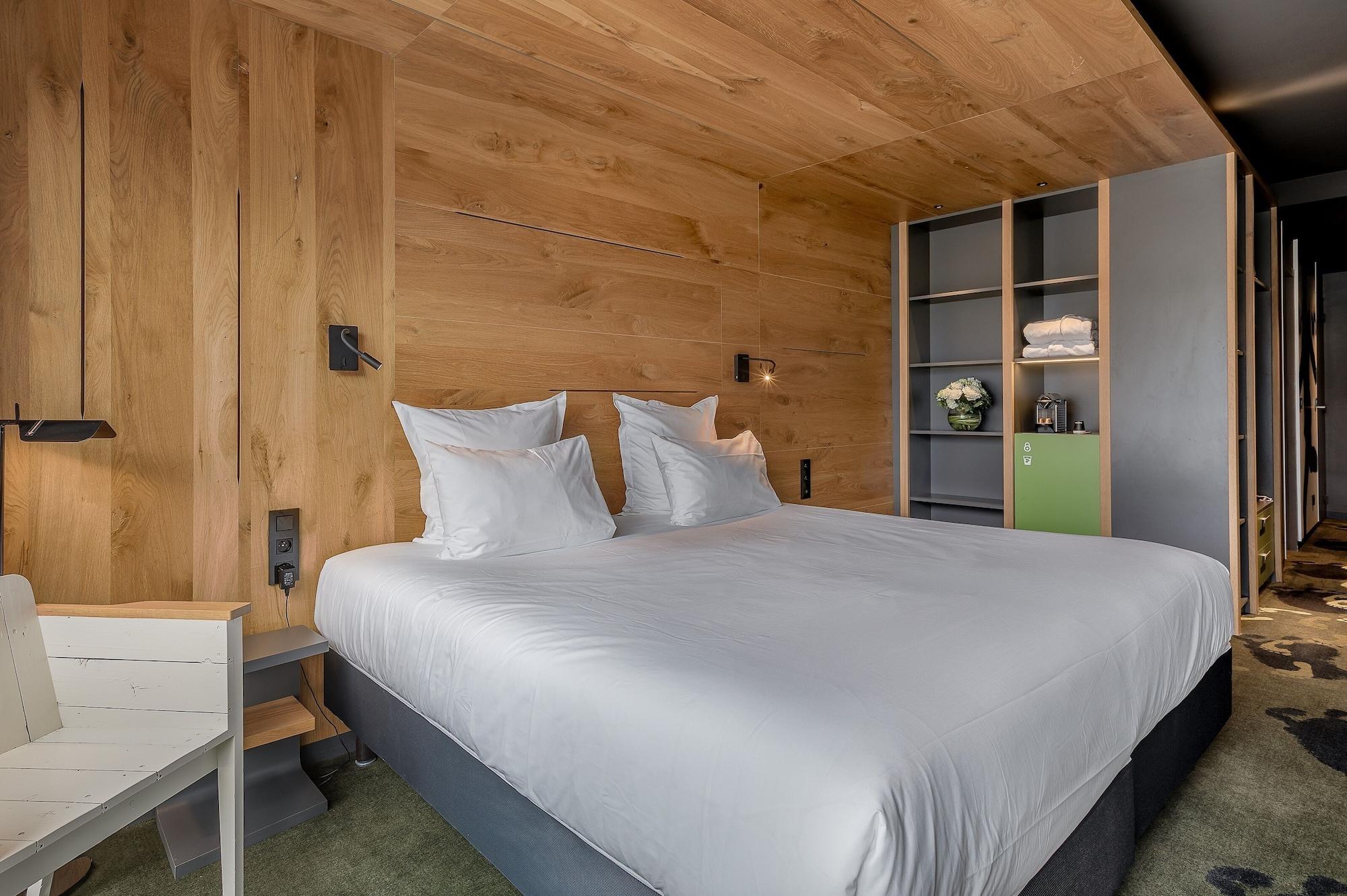 Alpina Eclectic Hotel 4*
