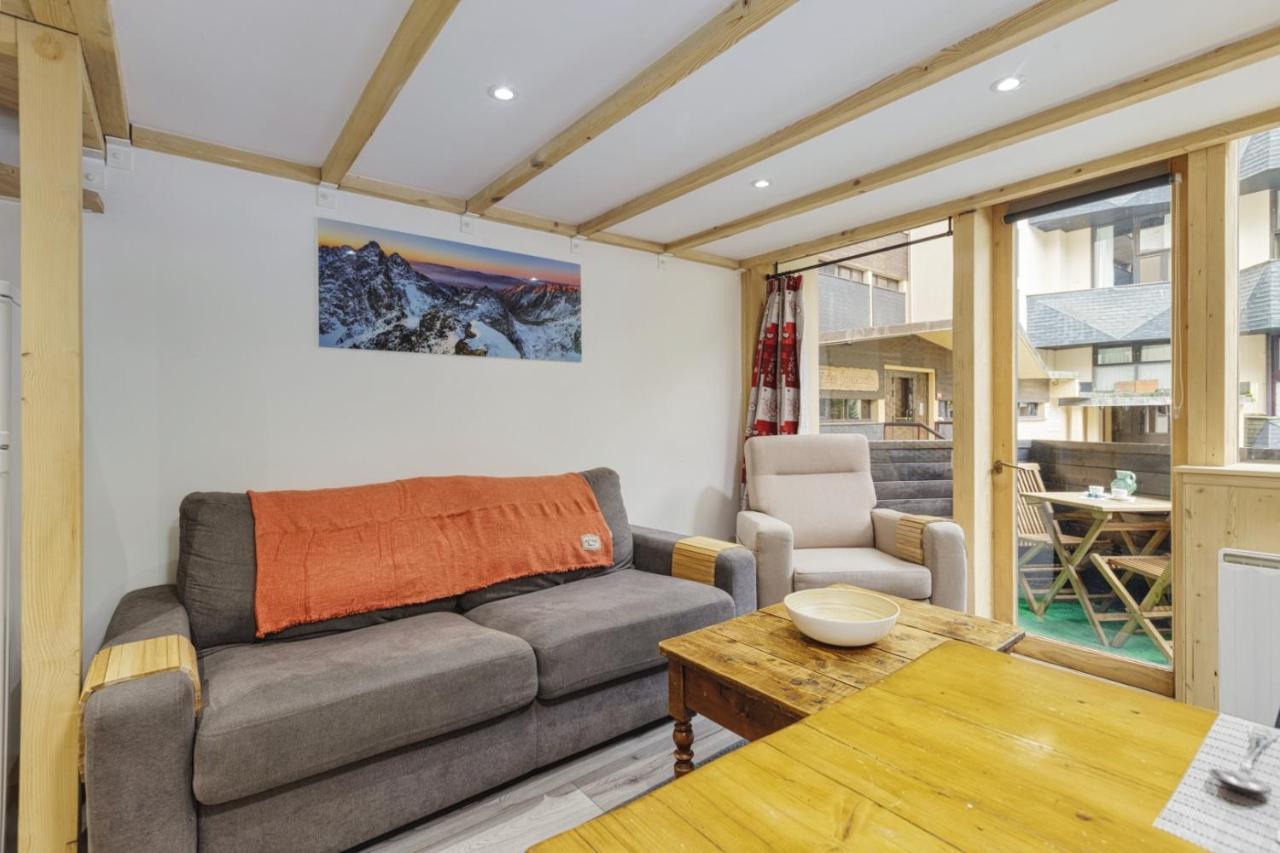Grand Roc C - Modern 2br Close To Grand Montets Lift - By Cozee Apartment *